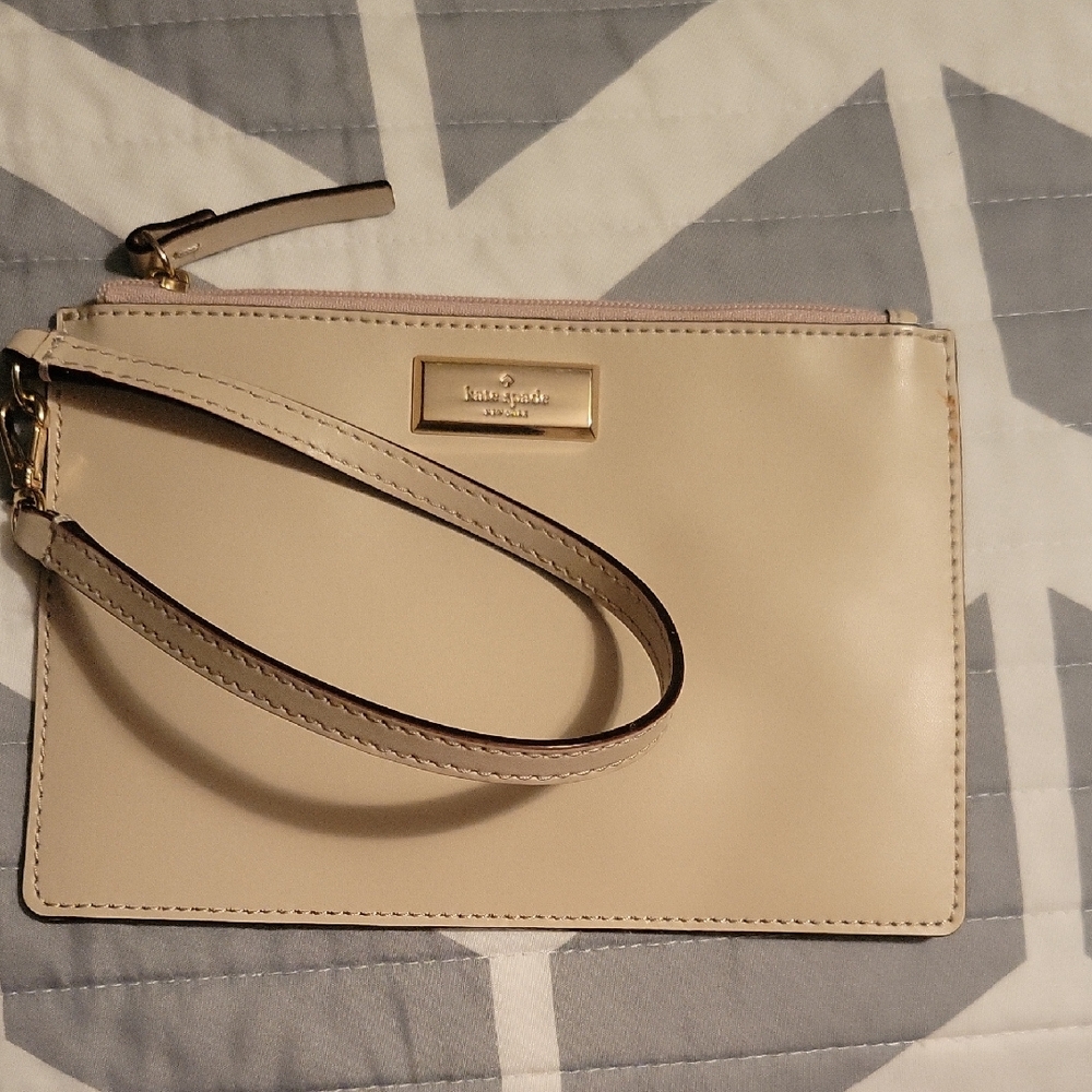 Kate Spade Beige Wristlet Clutch